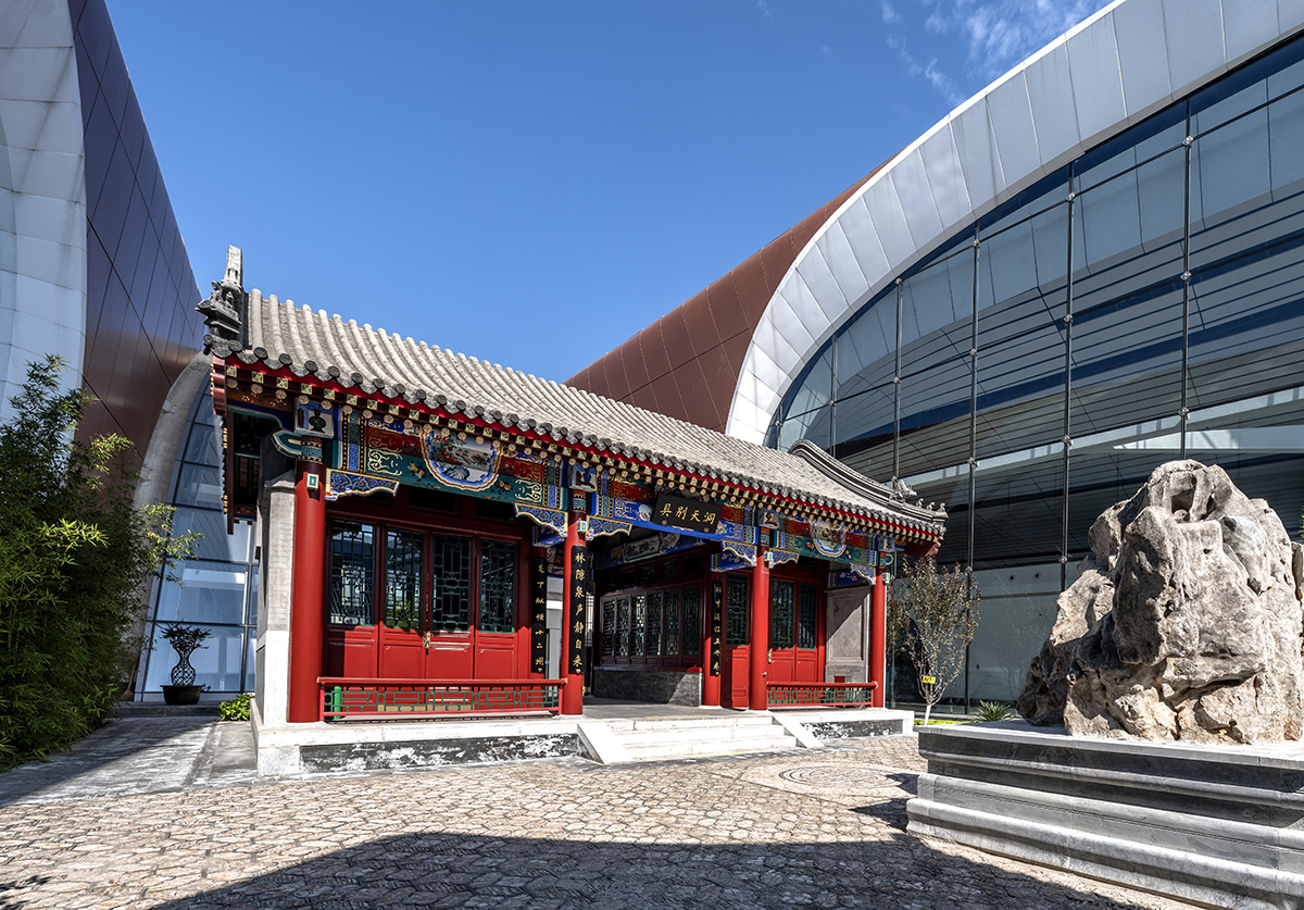 北京大兴国际机场航站楼公共大厅与屋顶结构